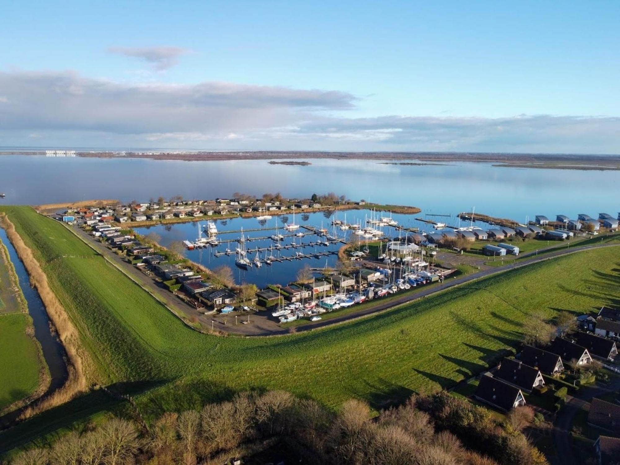 House Marijke With Winter Garden And Direct Access To The Lauwersmeer Anjum ภายนอก รูปภาพ